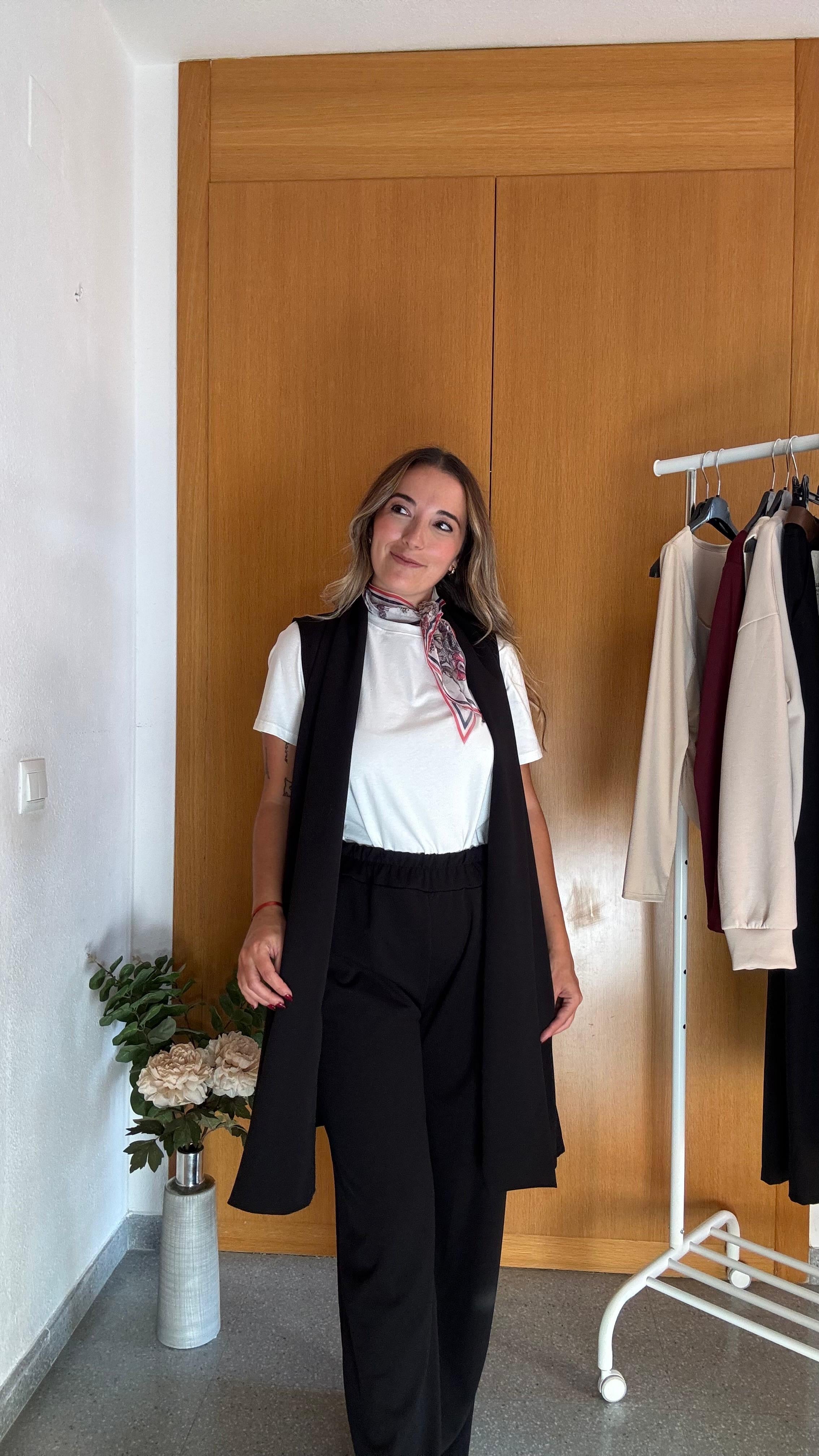 Conjunto chaleco+pantalón negro