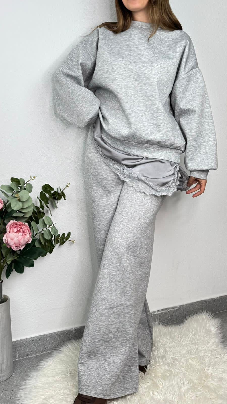 Conjunto Gris Encaje