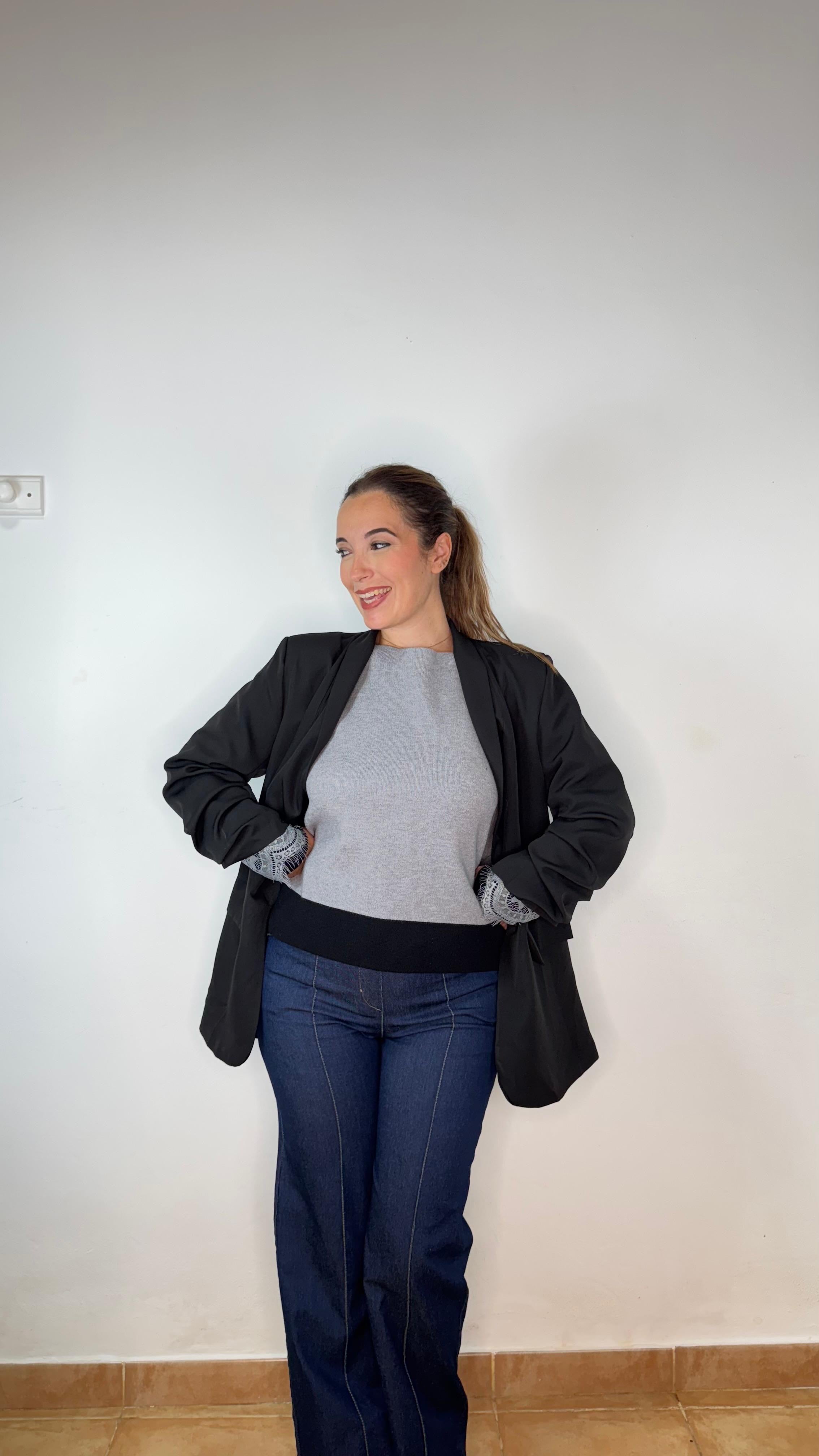 Blazer Manga Fruncida Negra