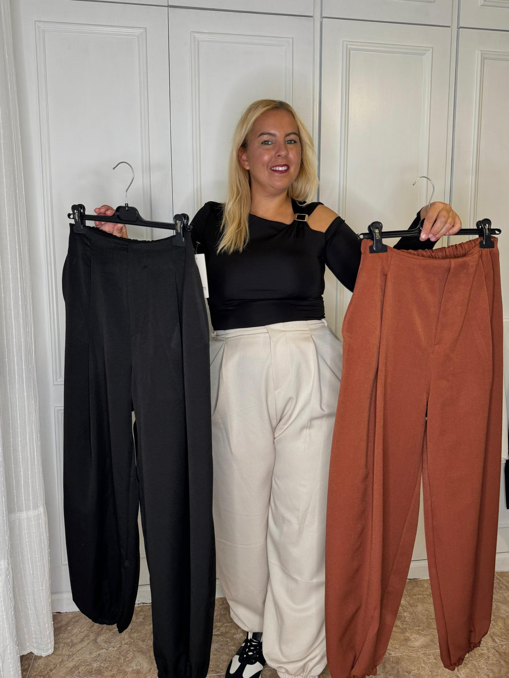 Pantalón Pliegues Ballon Beig