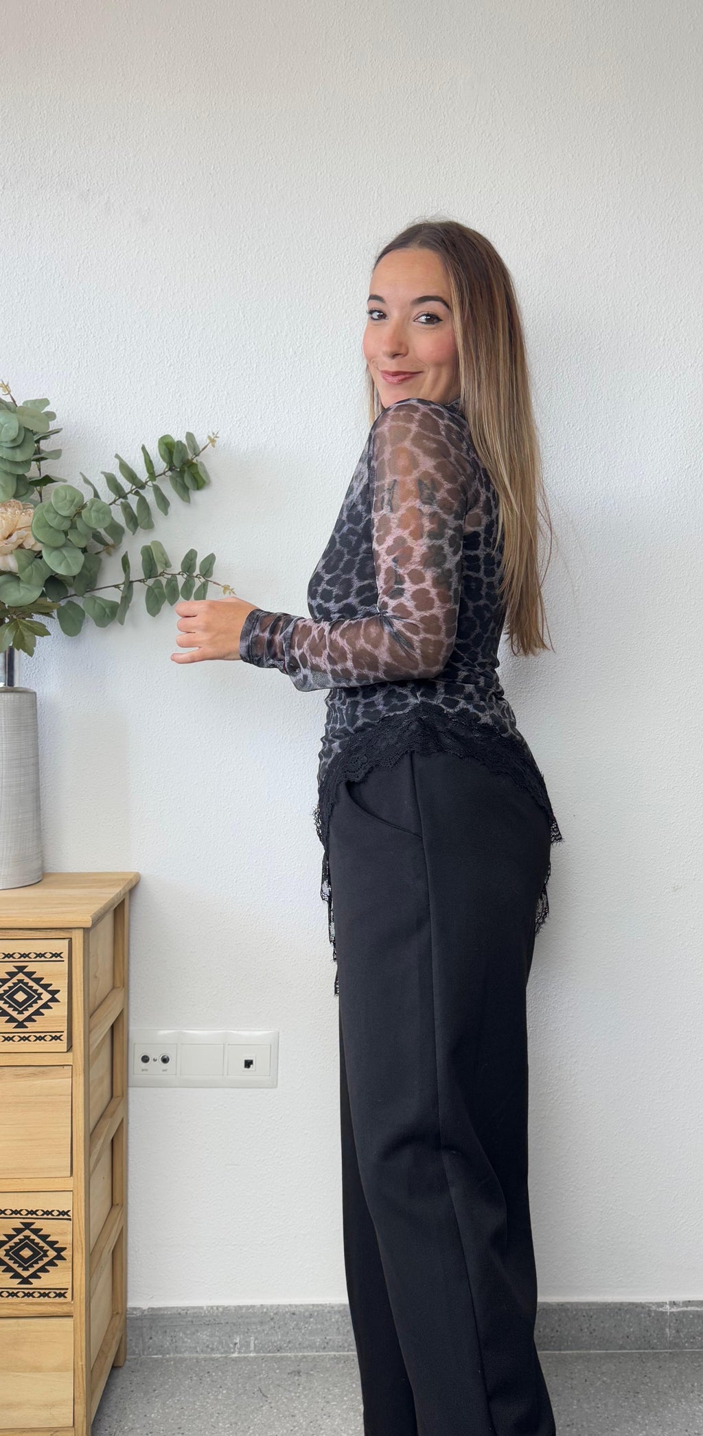 Camiseta Asimetrica leo Gris