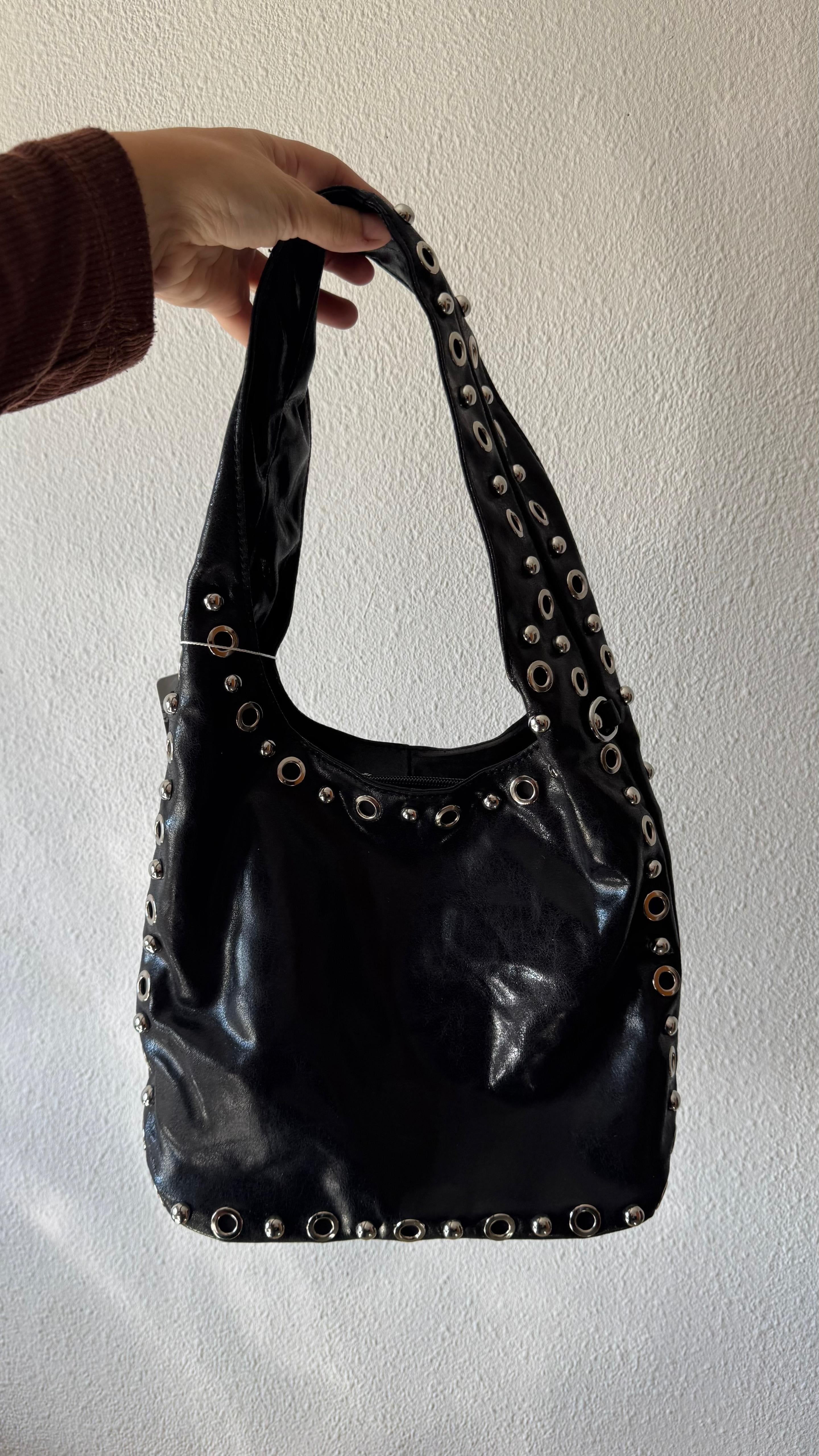 Bolso Negro Tachuelas