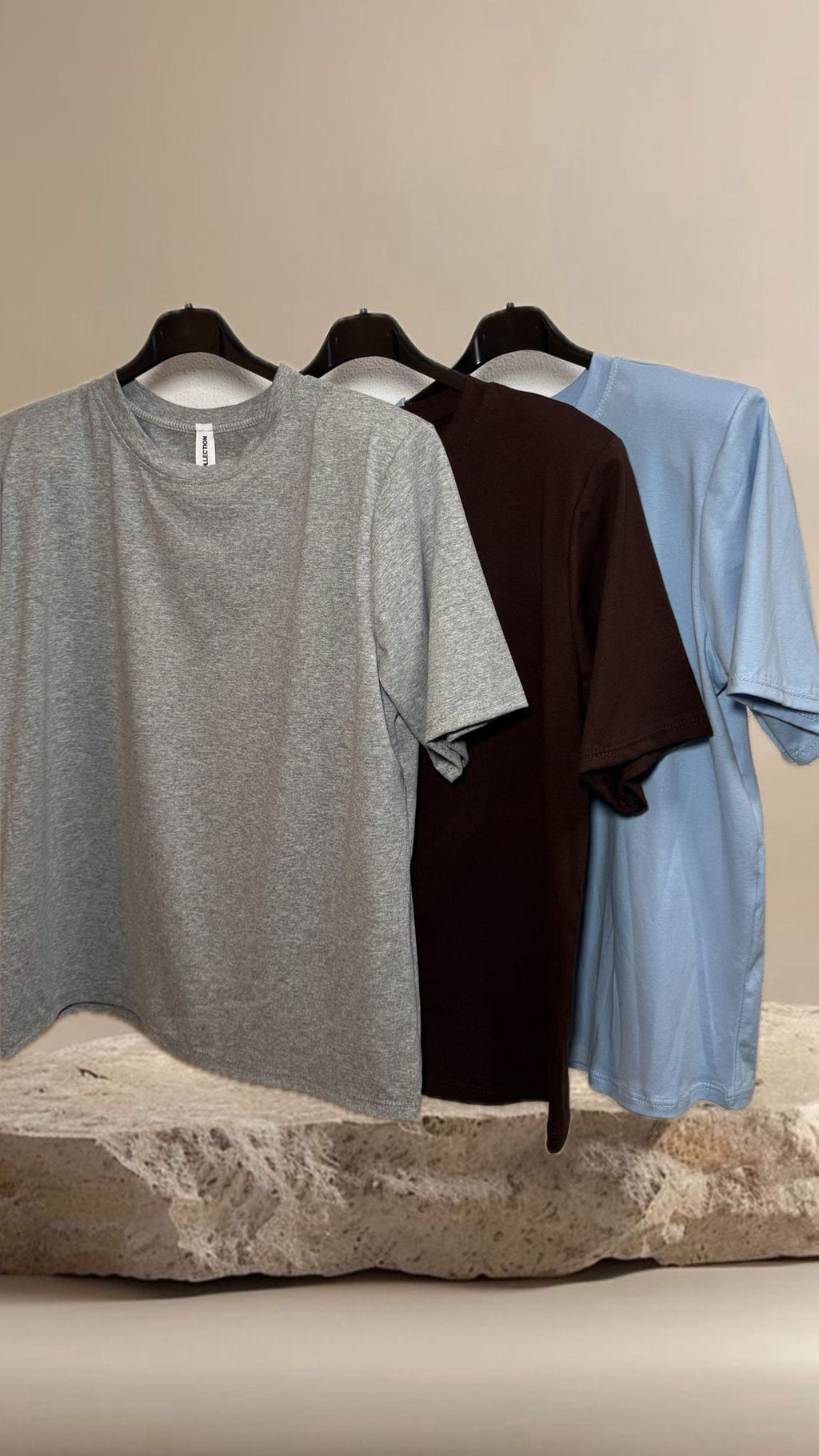 Camiseta Hombreras Marrón