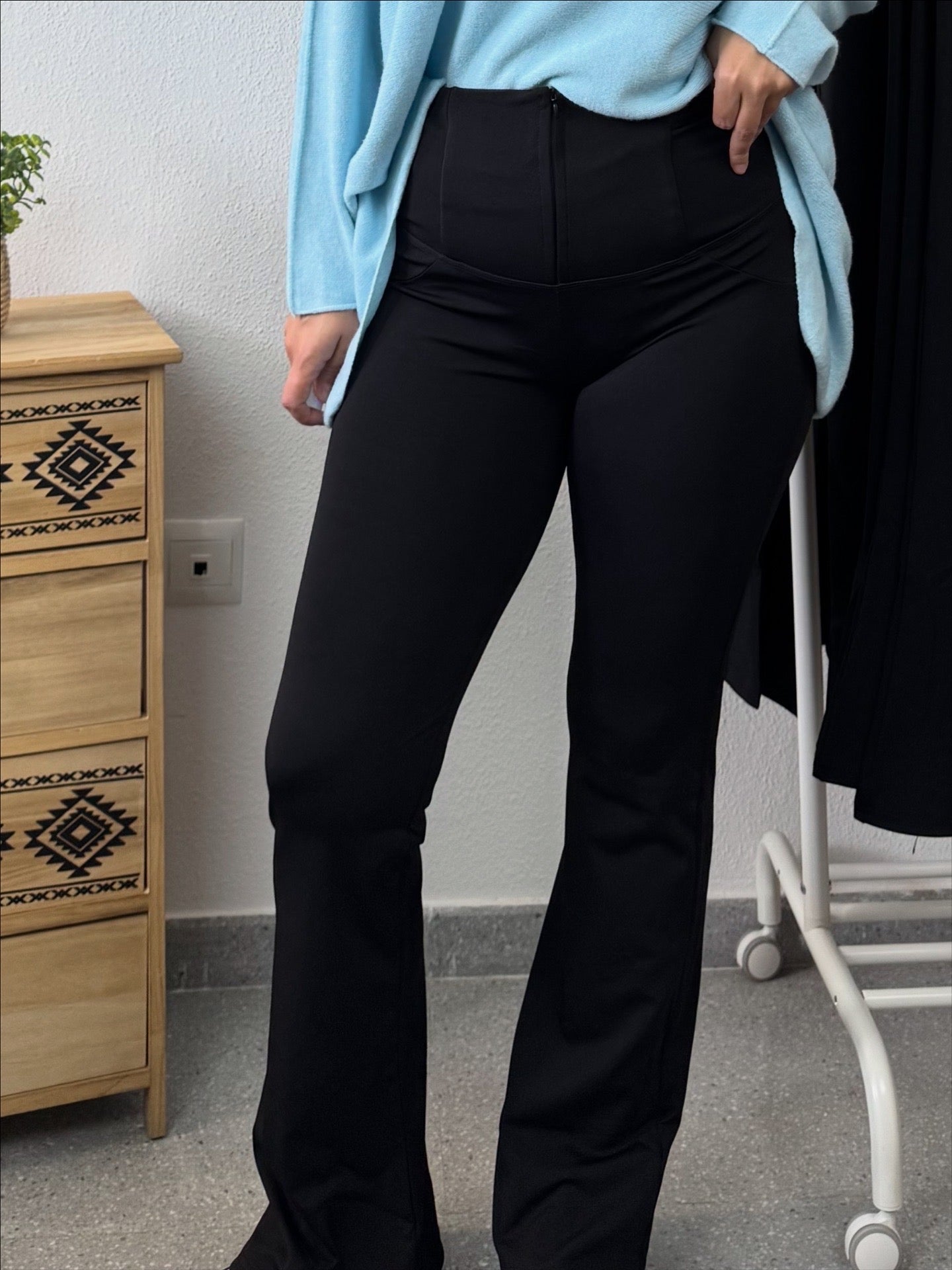 Legging anti lejía negros campana