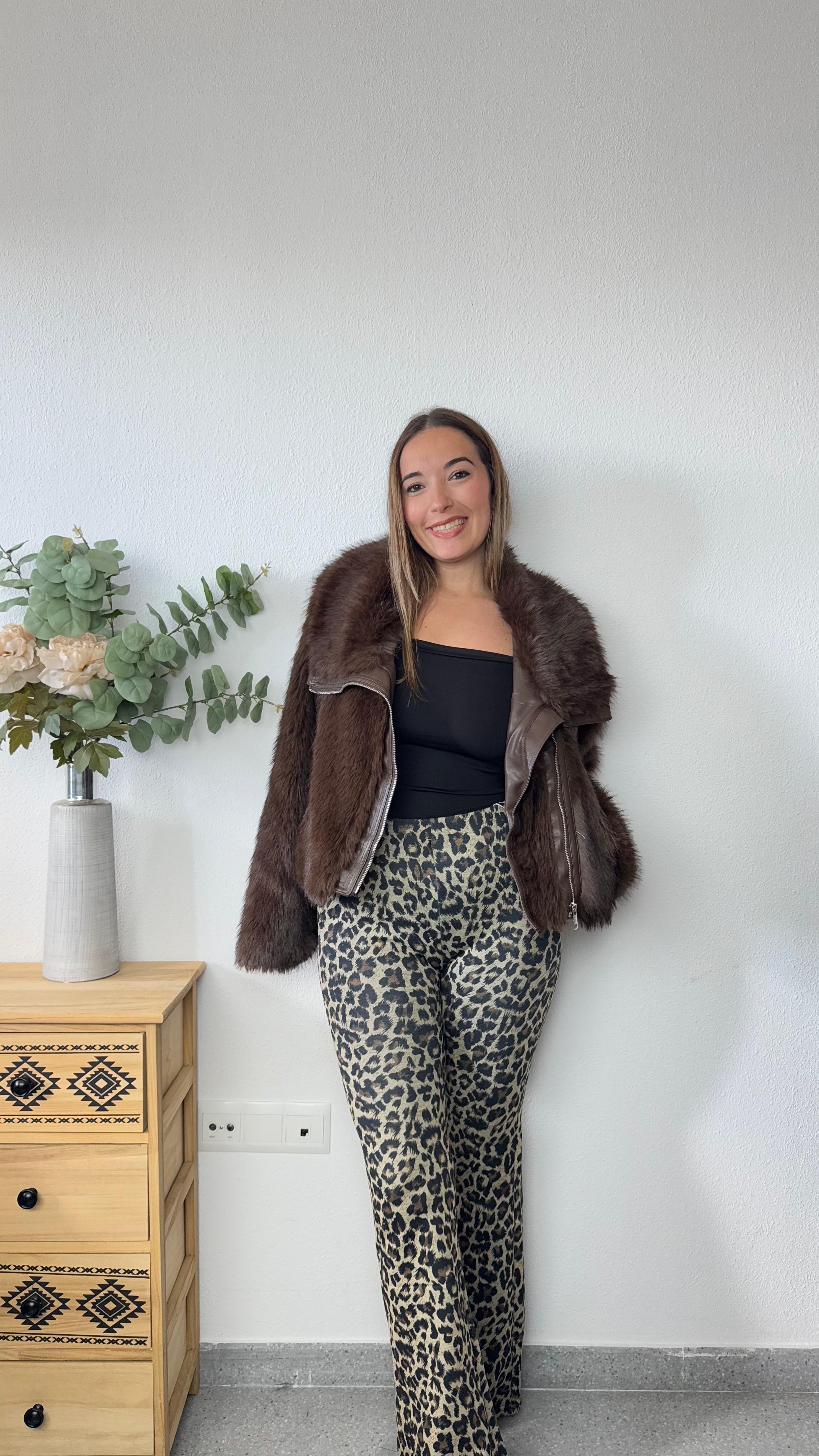 Abrigo Chocolate Cremallera