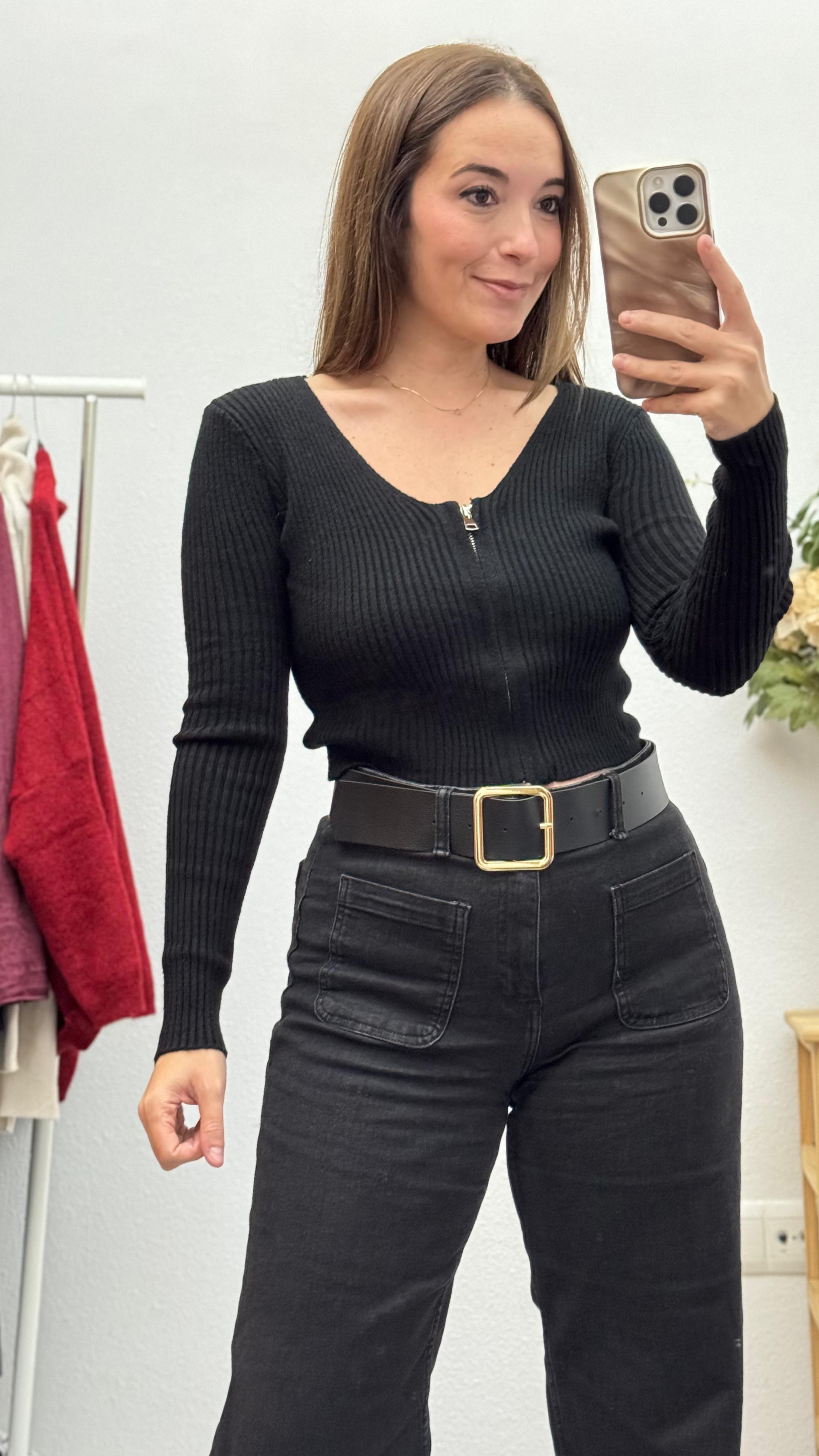 Rebeca Negra Cremallera