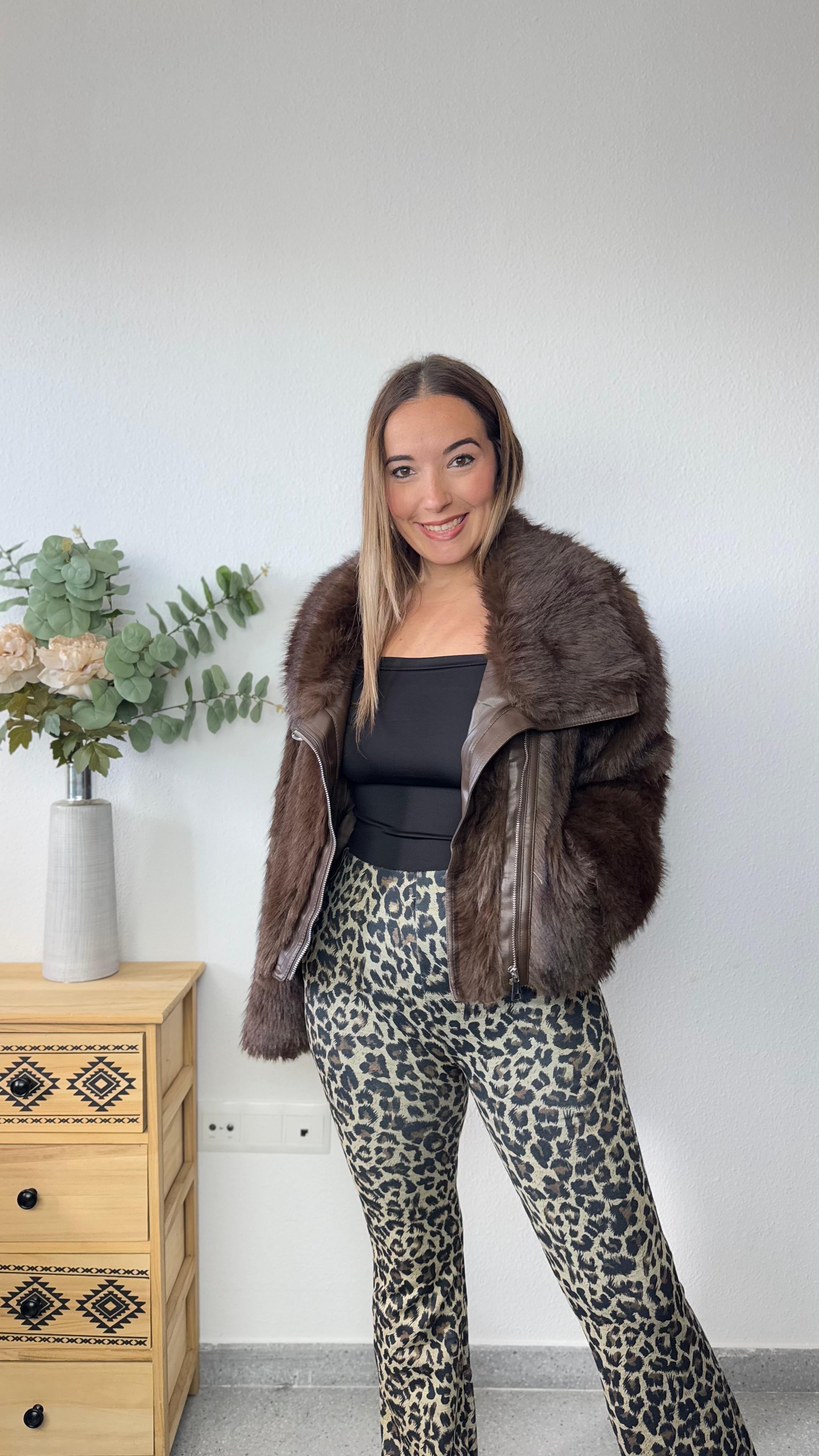 Abrigo Chocolate Cremallera